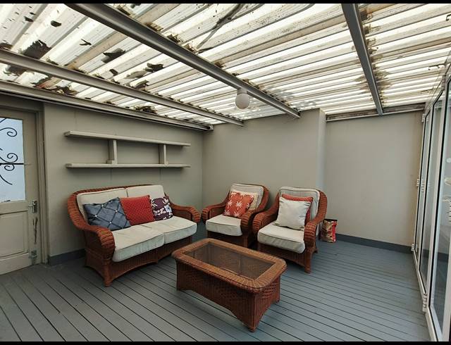 2 BEDROOM HOUSE TO LET IN AUCKLAND PARK